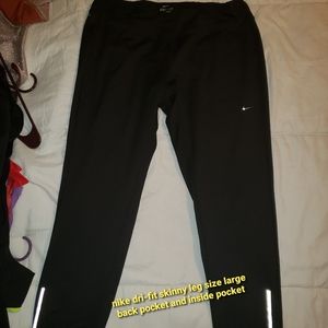 Nike drifit skinny leg